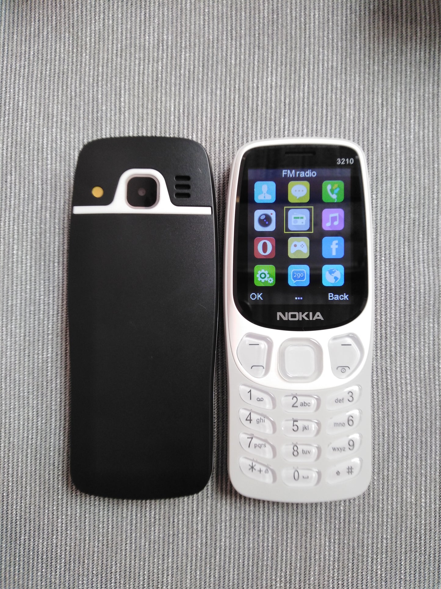 Nokia 3210 Nouveau modèle-La Légende Indestructible