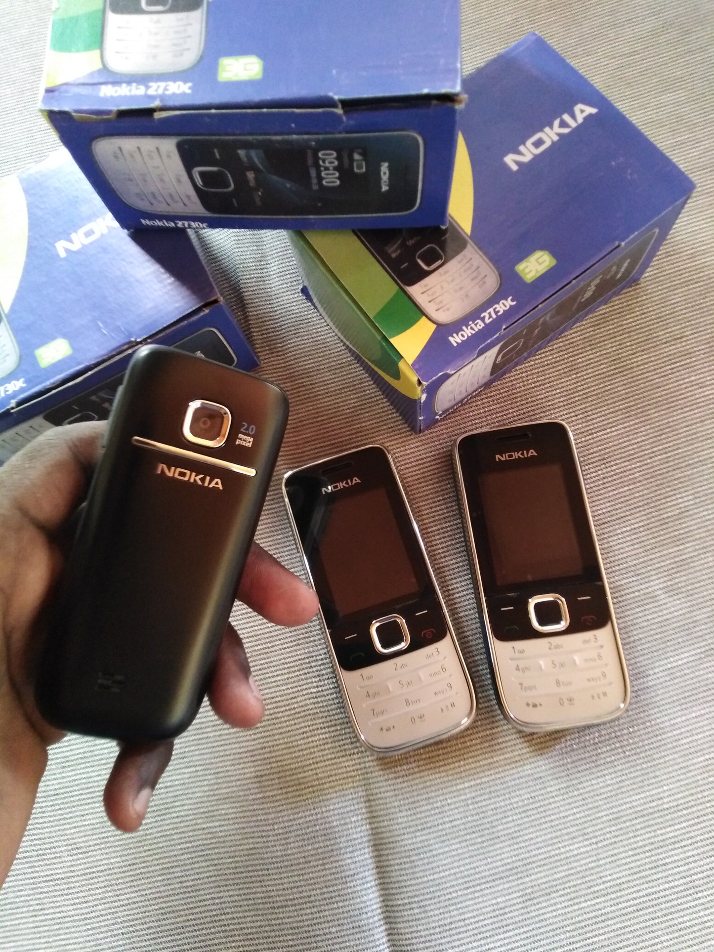 Nokia 2730C Classique-Elégant, Simple et Pratique
